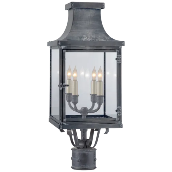 Bedforde Post Lantern-Sylvia Space