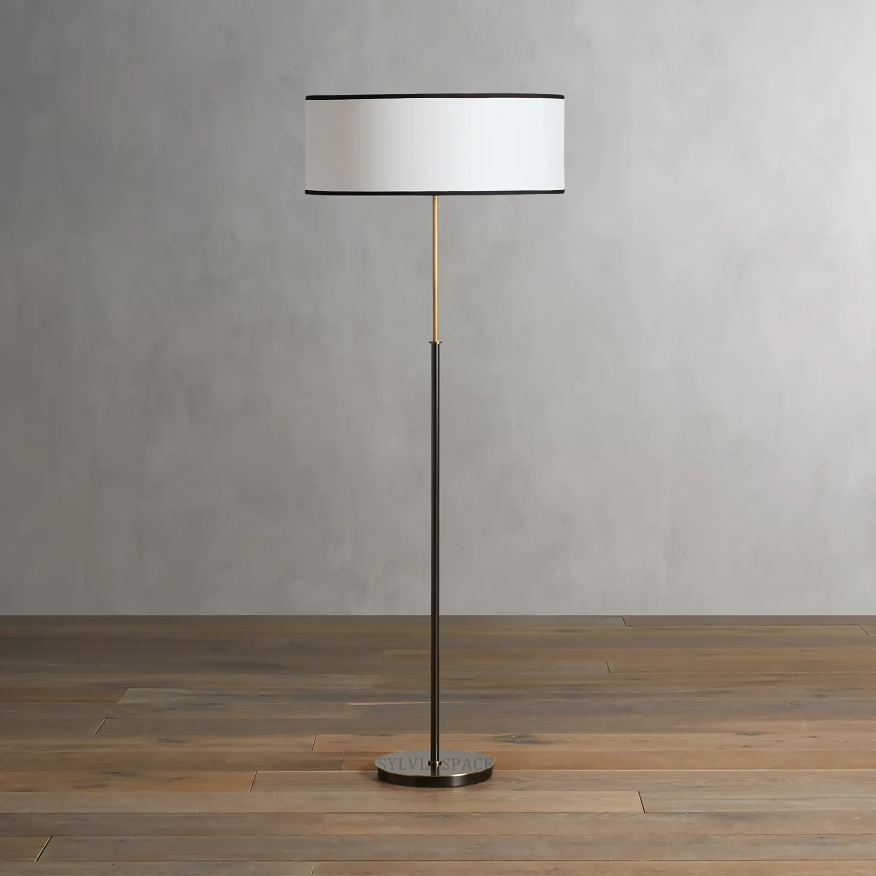 Daphne Linen Floor Lamp 23"D