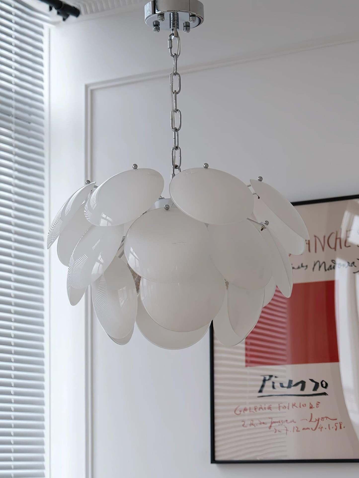 Luminous Petal Glass Round Chandelier-Sylvia Space