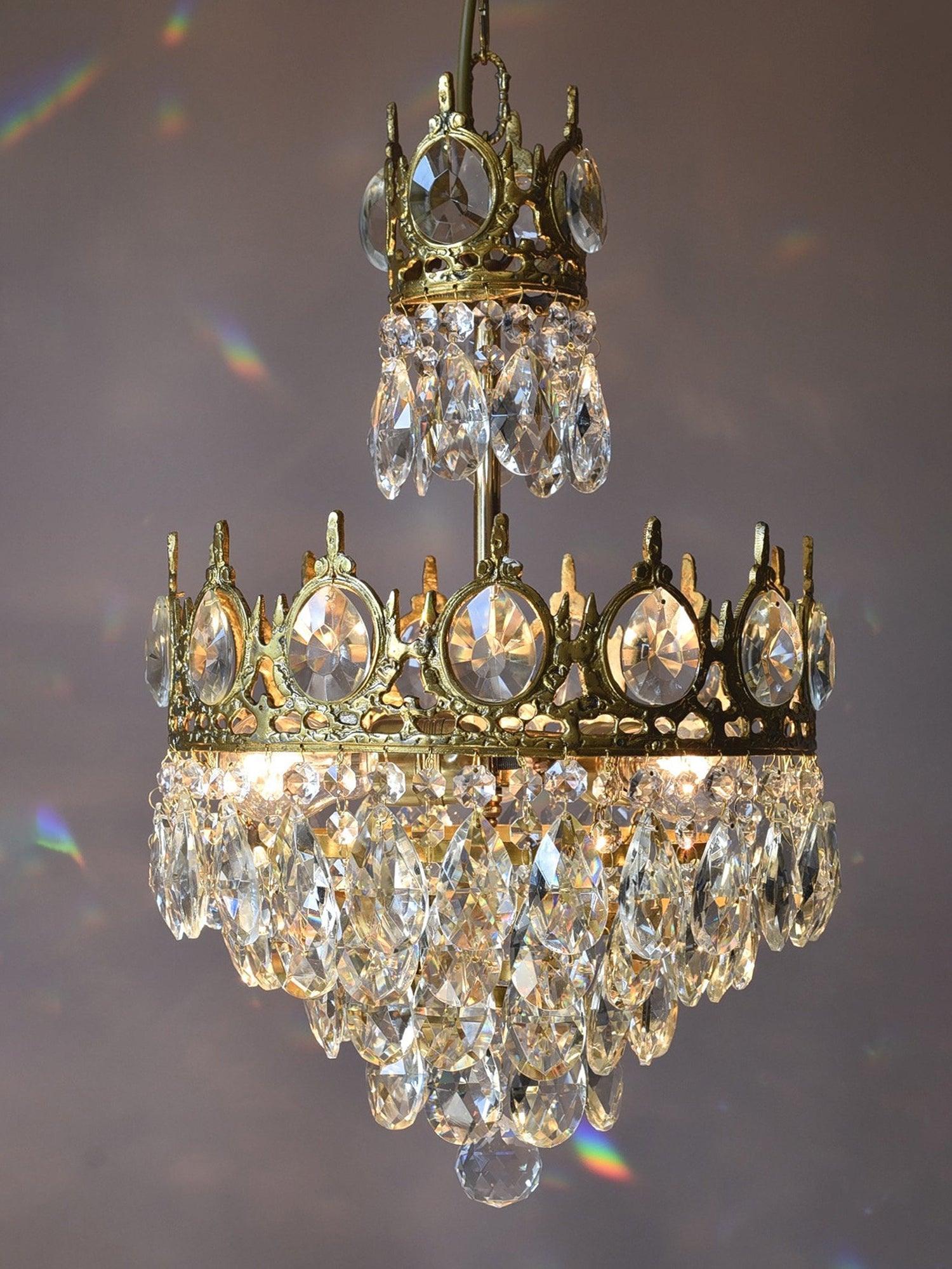 Vintage Crystal Chandelier-Sylvia Space