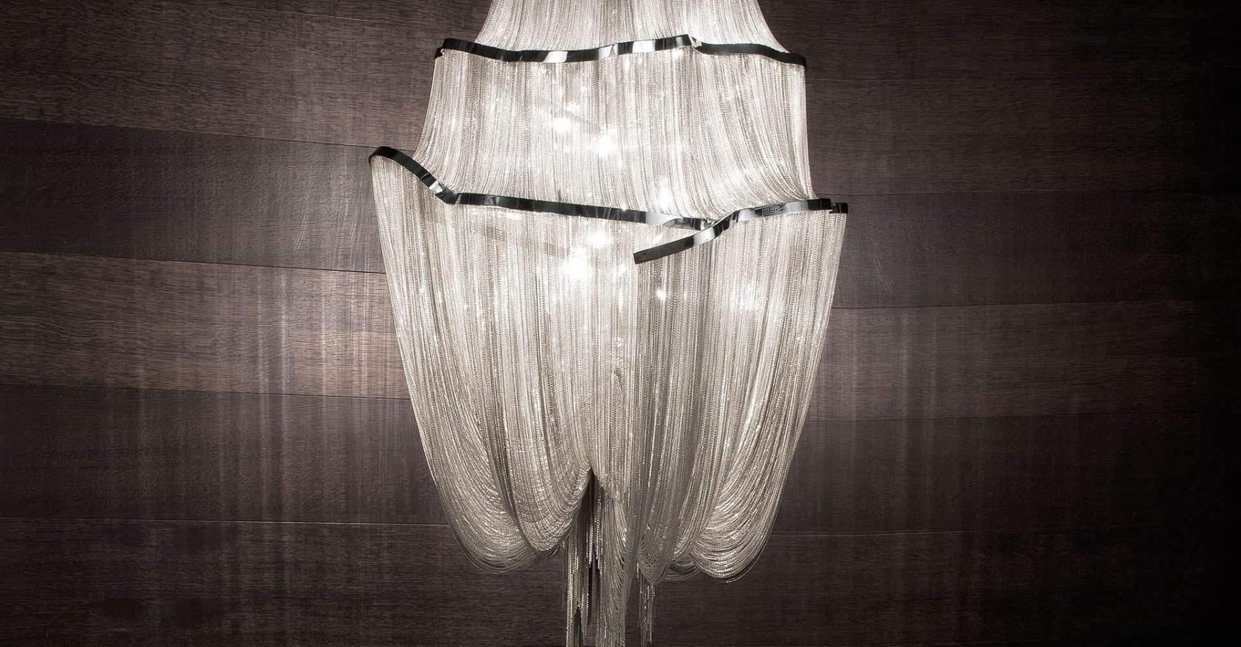 Shimmering Chandelier with Chains-Sylvia Space