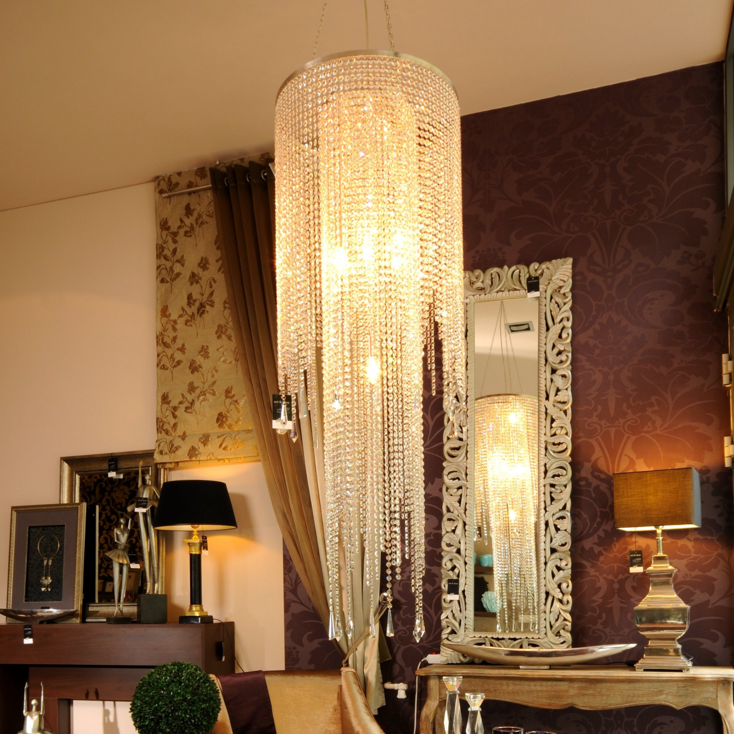 Chipped Classic Modern Glass Chandelier - Luchiante-Sylvia Space
