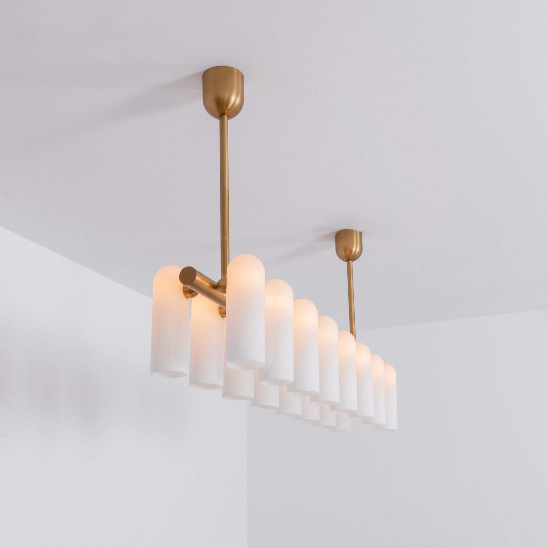 Odyssey Linear Modern Chandelier - Schwung-Sylvia Space