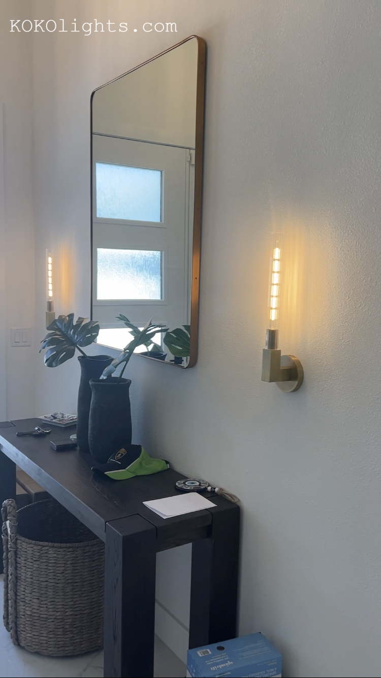 Vertical Linear Candlestick Wall Sconce-Sylvia Space