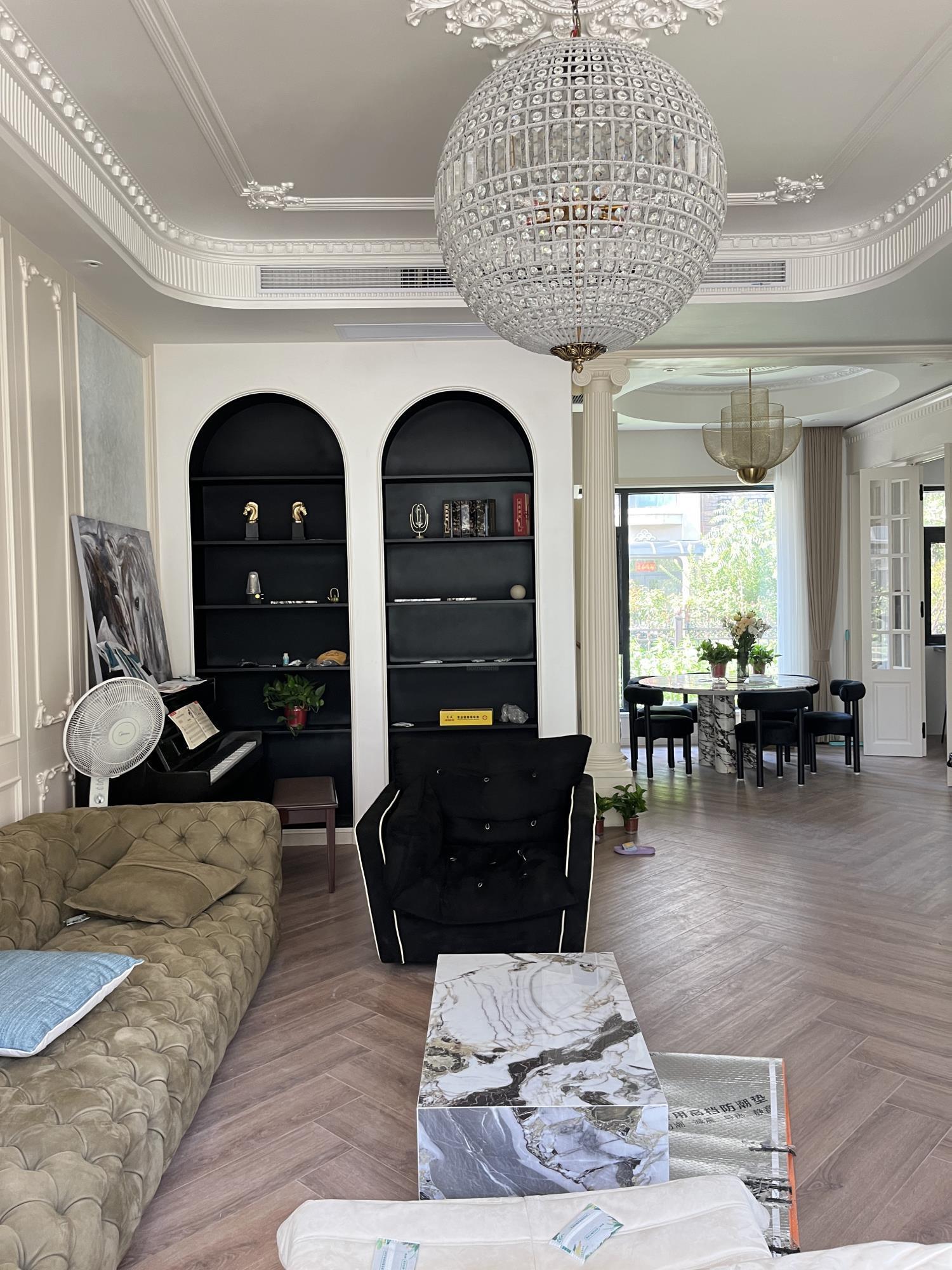 Traditional Globe Chandelier-Sylvia Space