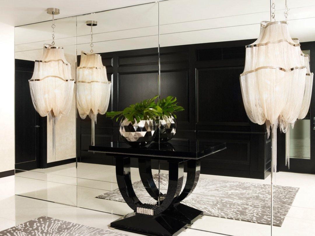 Shimmering Chandelier with Chains-Sylvia Space