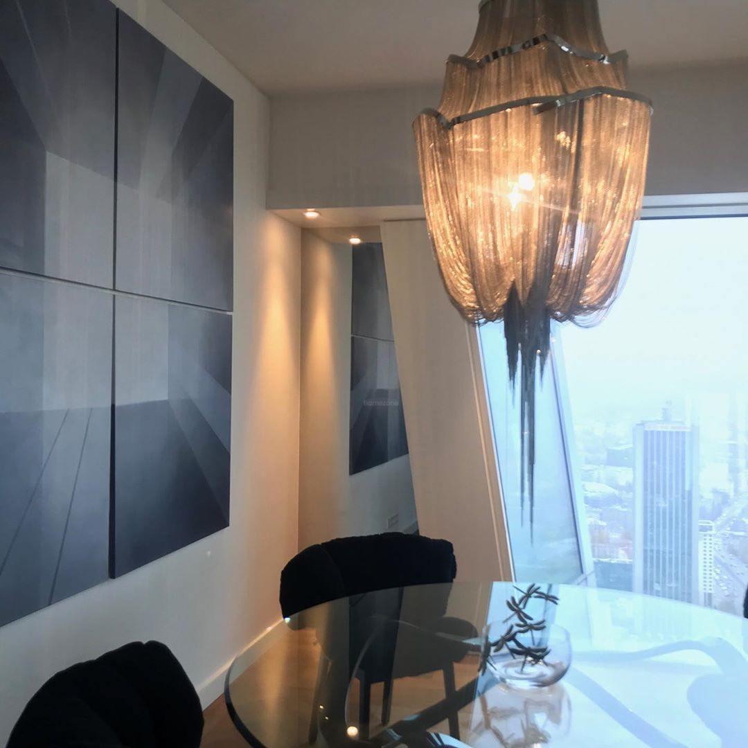 Shimmering Chandelier with Chains-Sylvia Space