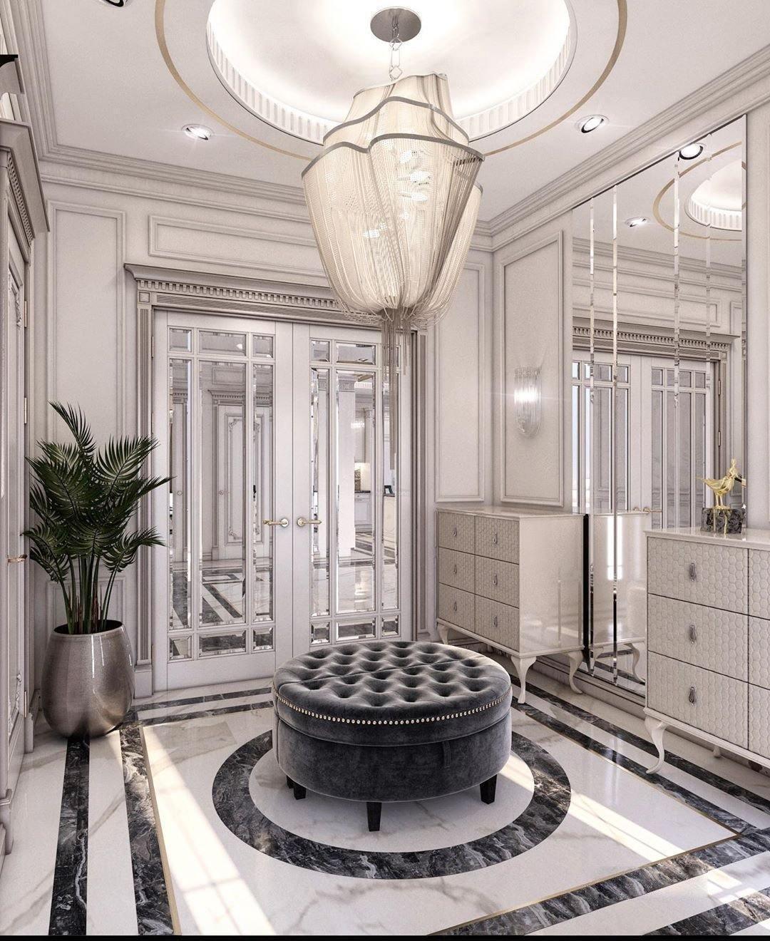 Shimmering Chandelier with Chains-Sylvia Space