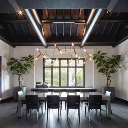 Le Diamant Chandelier with 20 heads-Sylvia Space