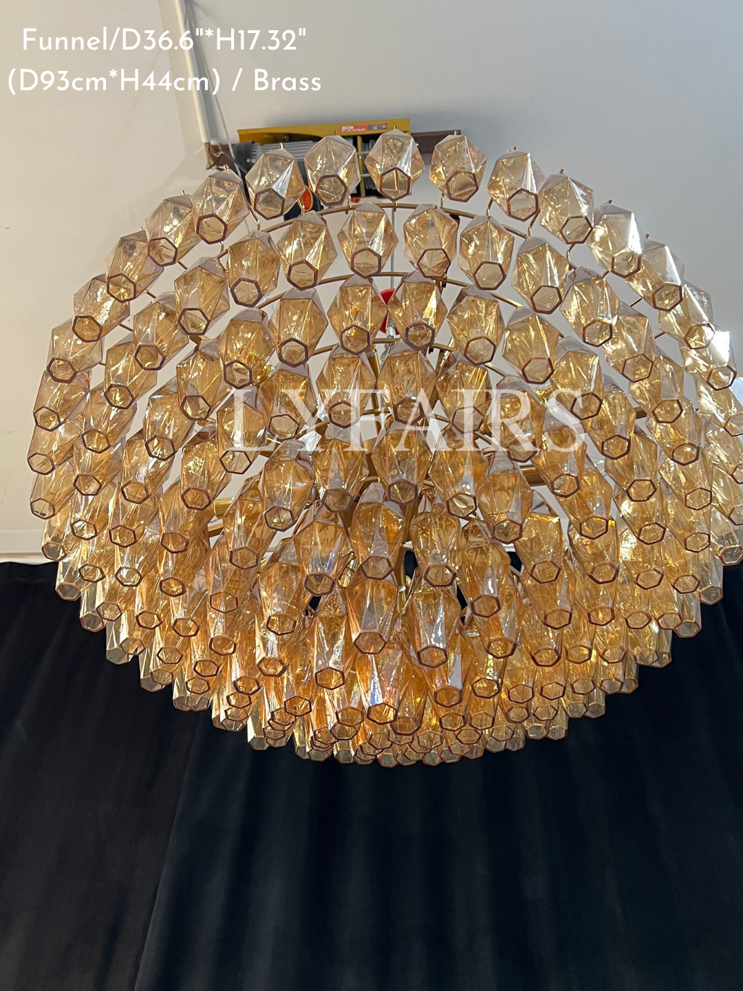 Modern Round/Rectangular/Funnel Smoke Glass Chandelier for Low-ceiling