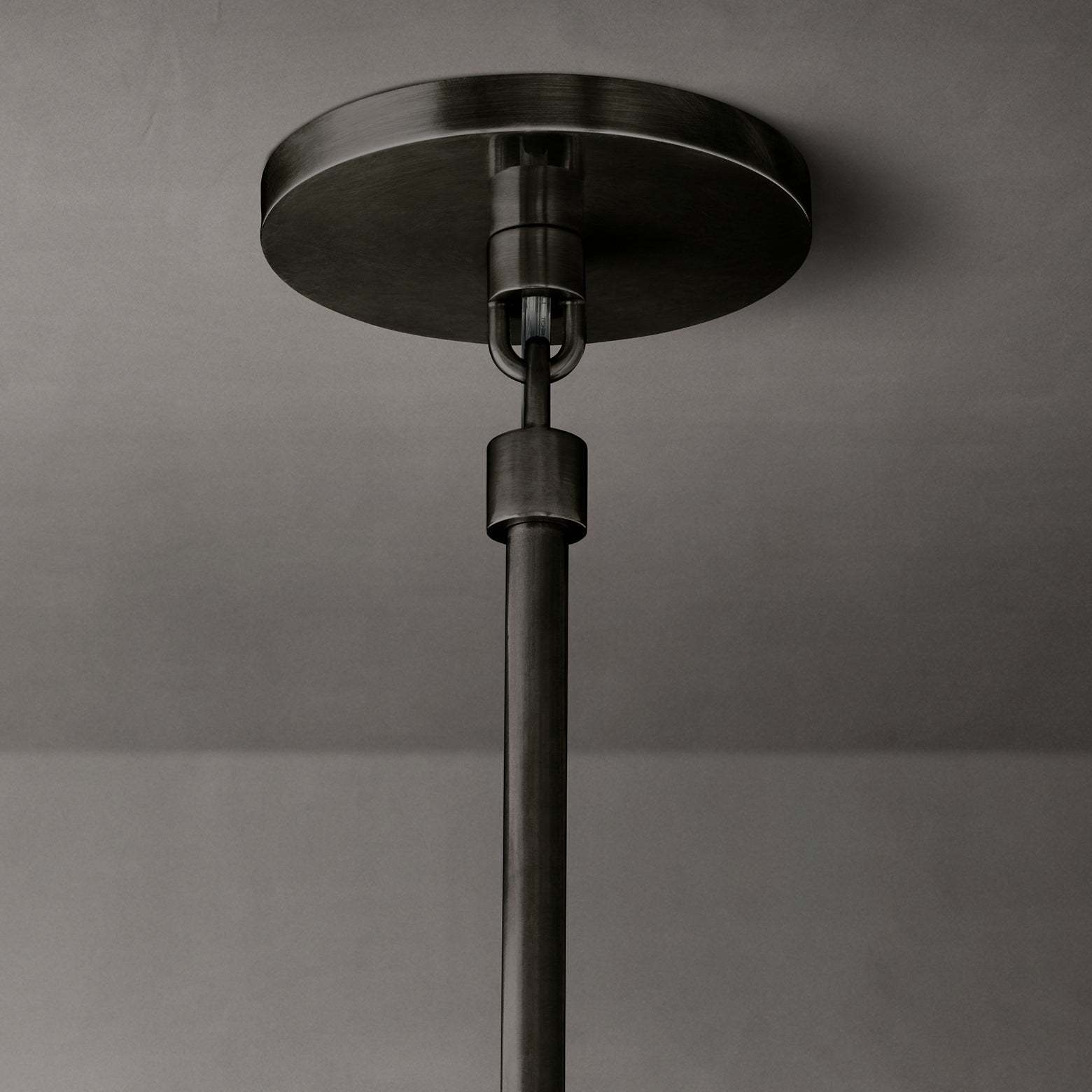 CHAMPEAUXE PENDANT 4"D
