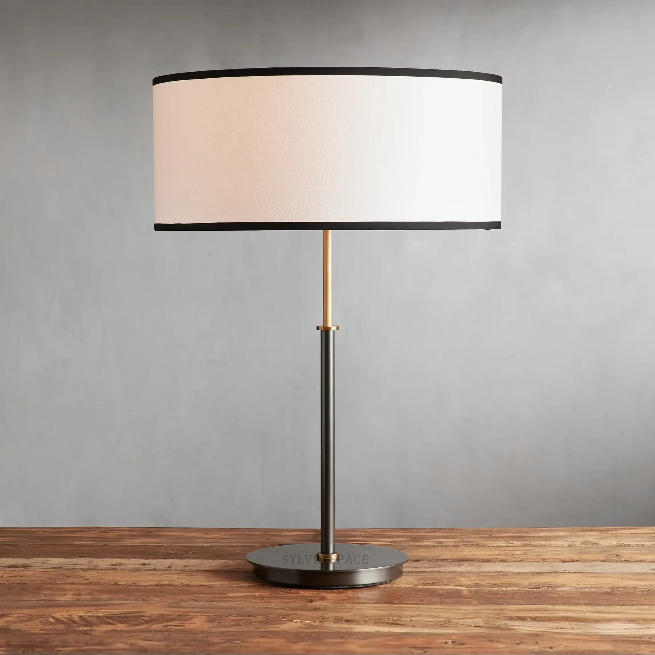 Daphne Linen Table Lamp