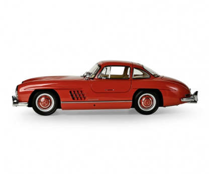 MERCEDES 300 SL 1/8 SCALE