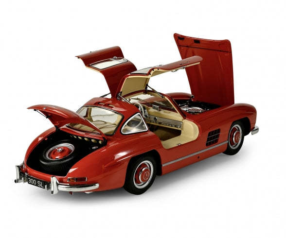 MERCEDES 300 SL 1/8 SCALE