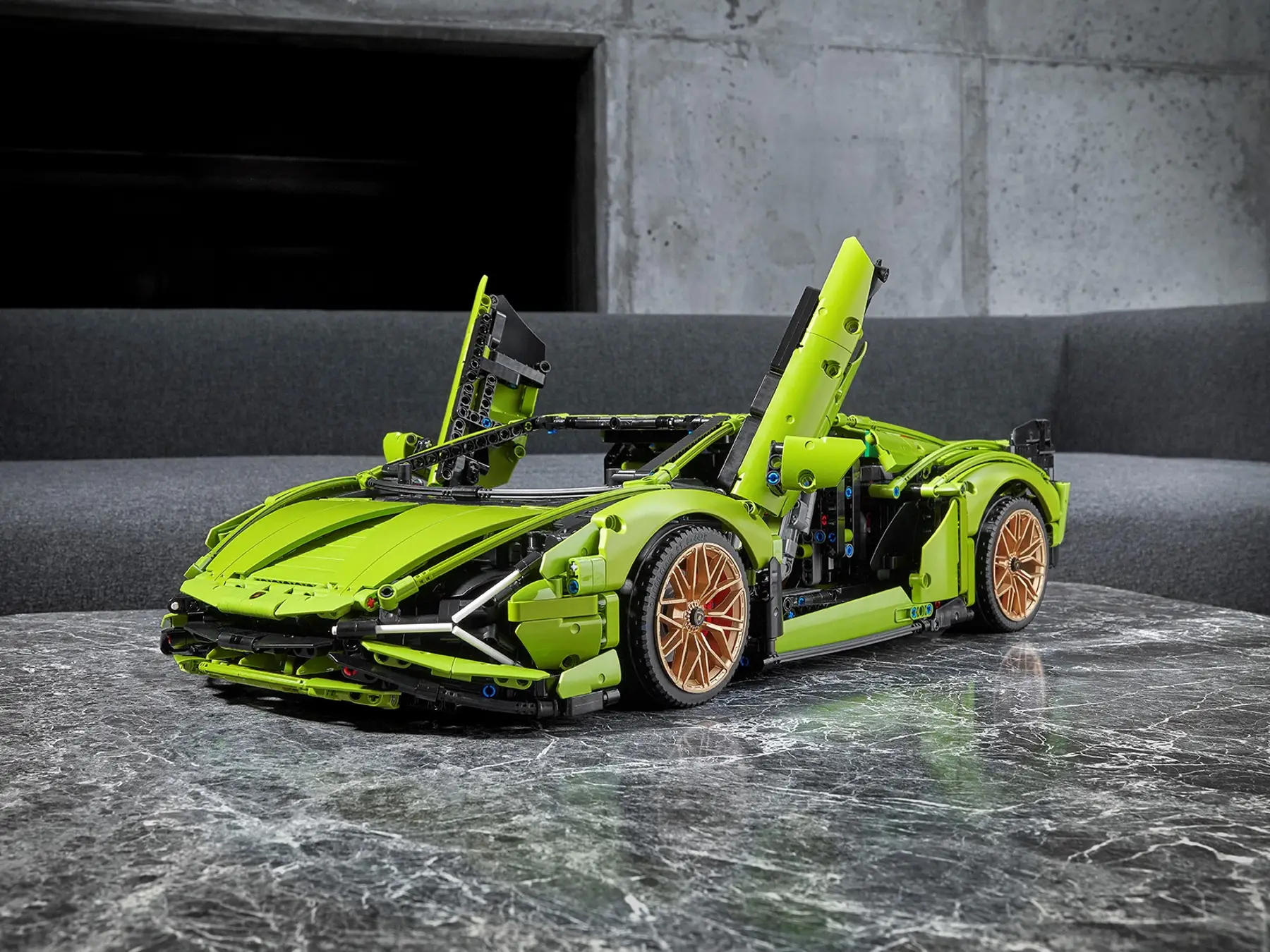 Lamborghini Sian FKP