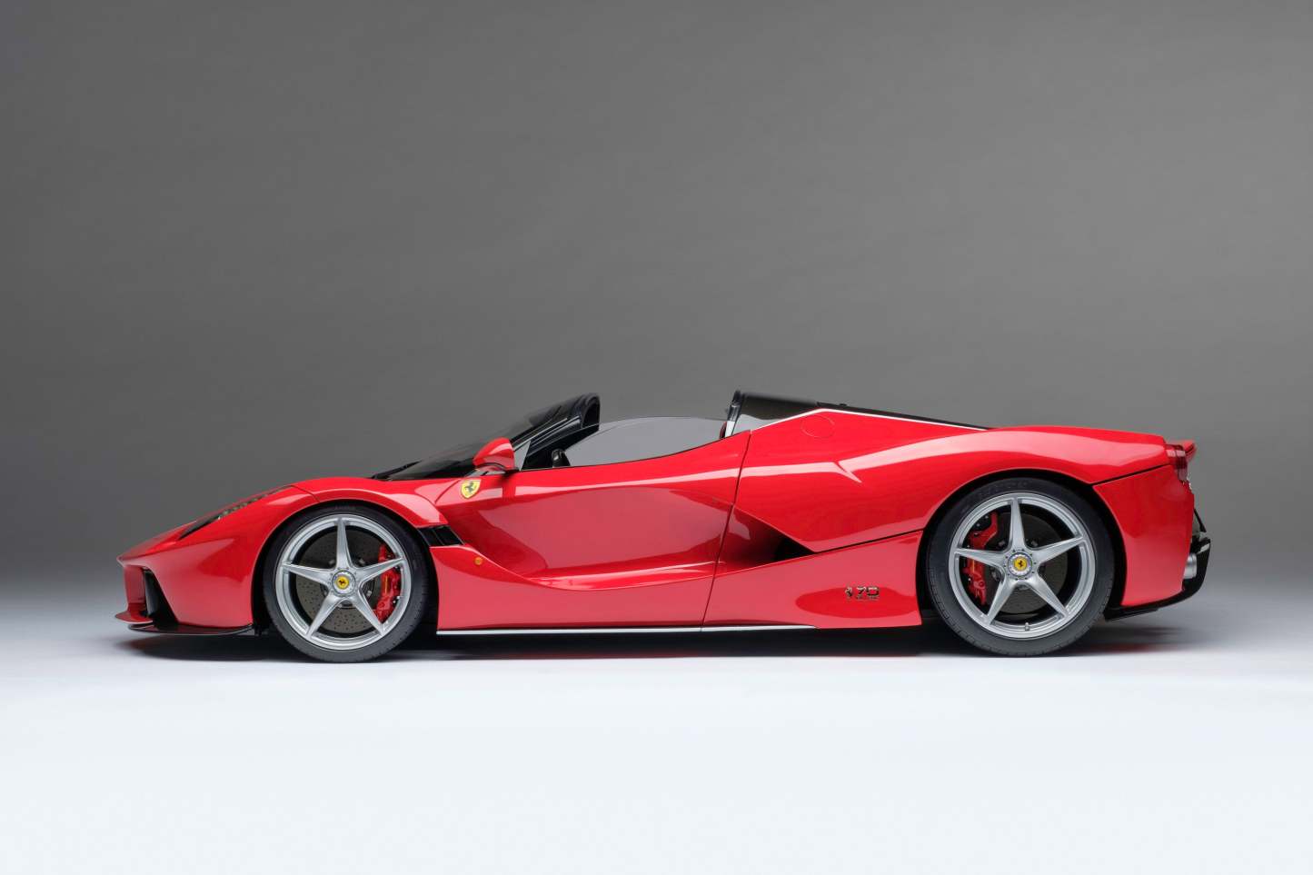 Ferrari LaFerrari Aperta (2016)