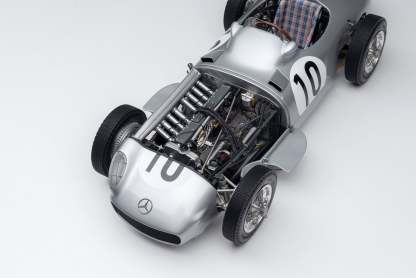 Mercedes-Benz W196 Monoposto - 1955 British Grand Prix - Fangio - Race Weathered