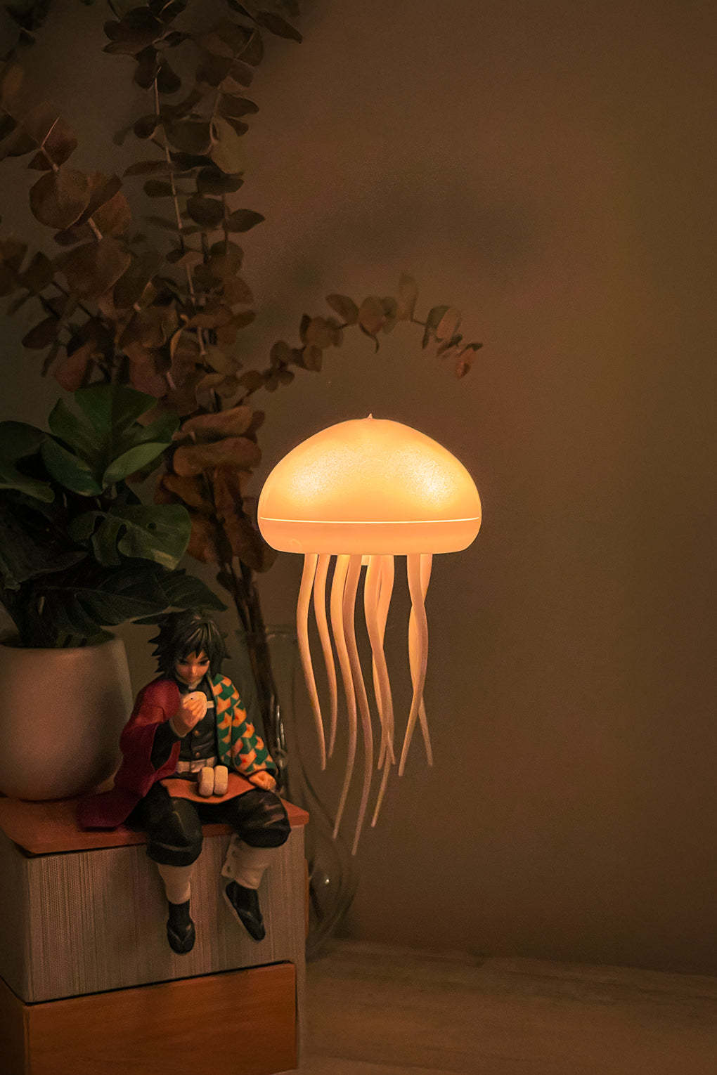 Floating Jellyfish Lamp