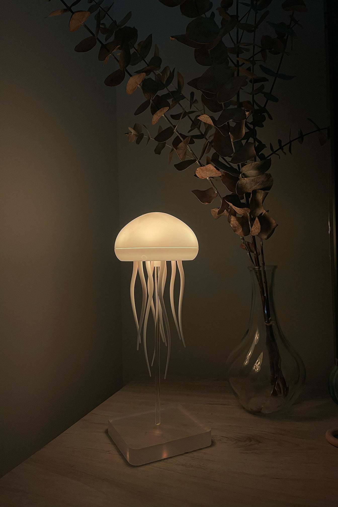 Floating Jellyfish Lamp