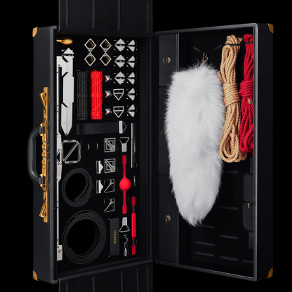 BDSM Crocodile Skin Supreme Set Box