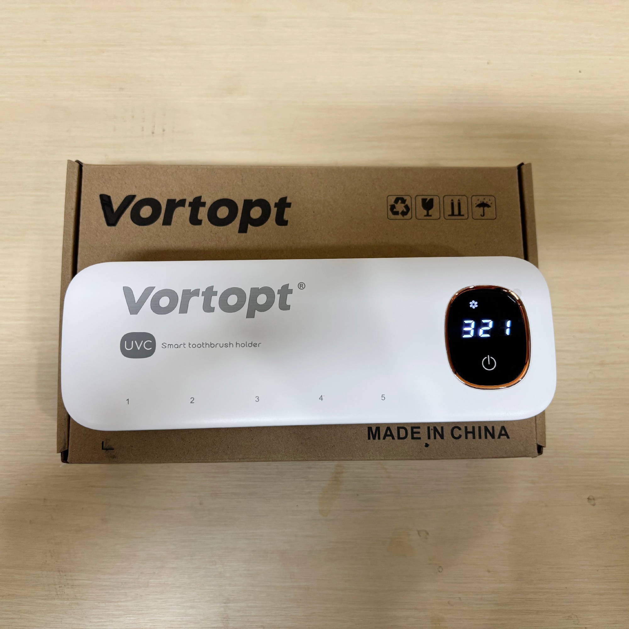 Toothbrush Sanitizer and Holder, Toothbrush Holders for Bathrooms with Light Clean Air Dry, Rechargeable Toothbrush Holders Wall Mounted with 5 Slots, Timer Function Tooth Brush Cleaner Case