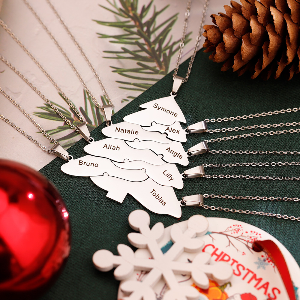 Christmas Tree Family Name Puzzle Necklaces Set