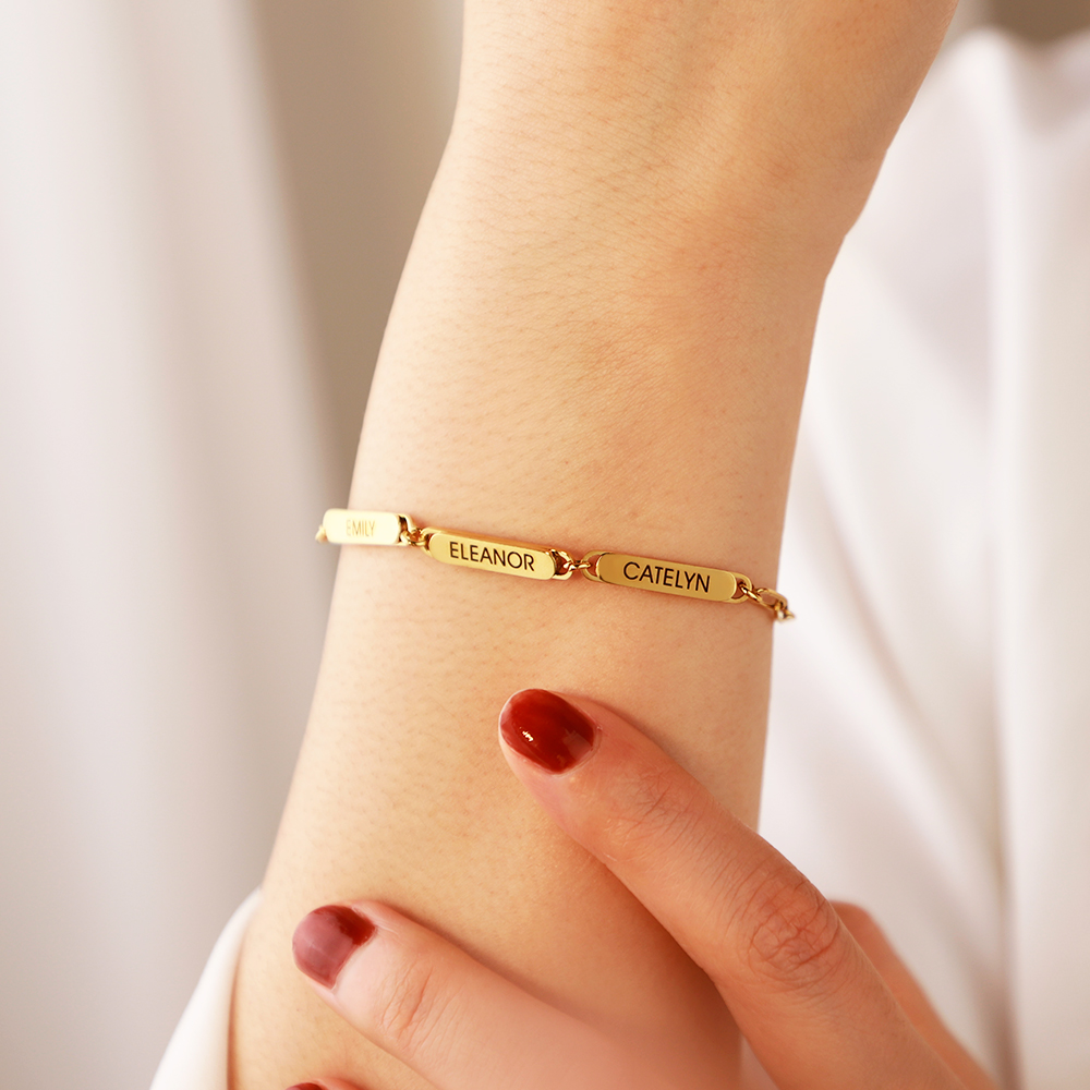 Mother's Day Gift Personalized Link Bracelet With Family Name Tag 