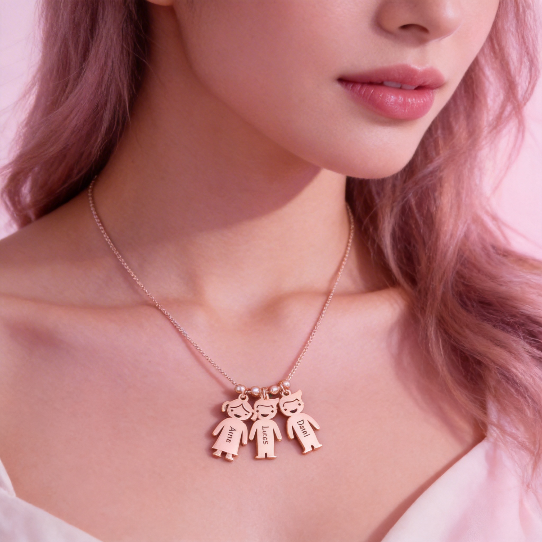 Mother's necklace with engravable children's charms