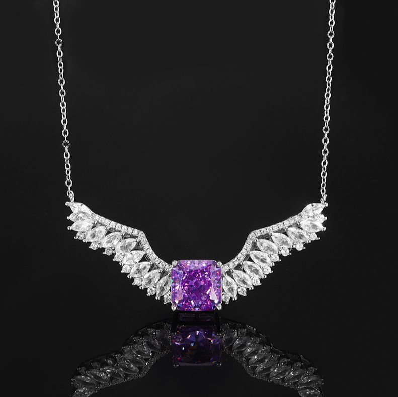 Angel Zircon necklace