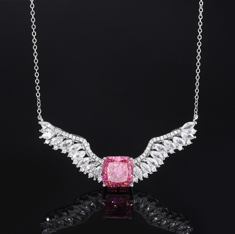 Angel Zircon necklace