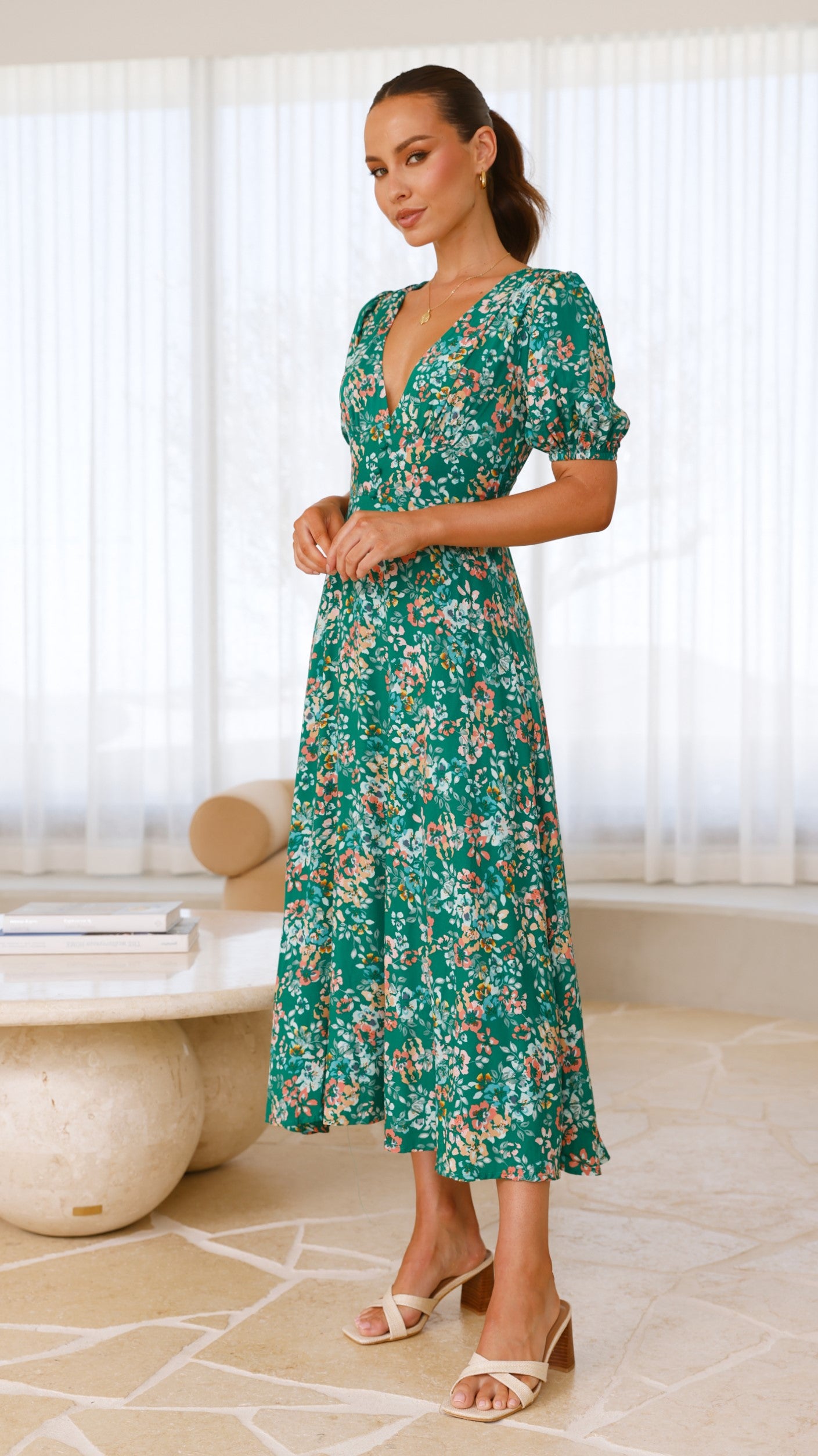 Itzel Midi Dress - Green Floral