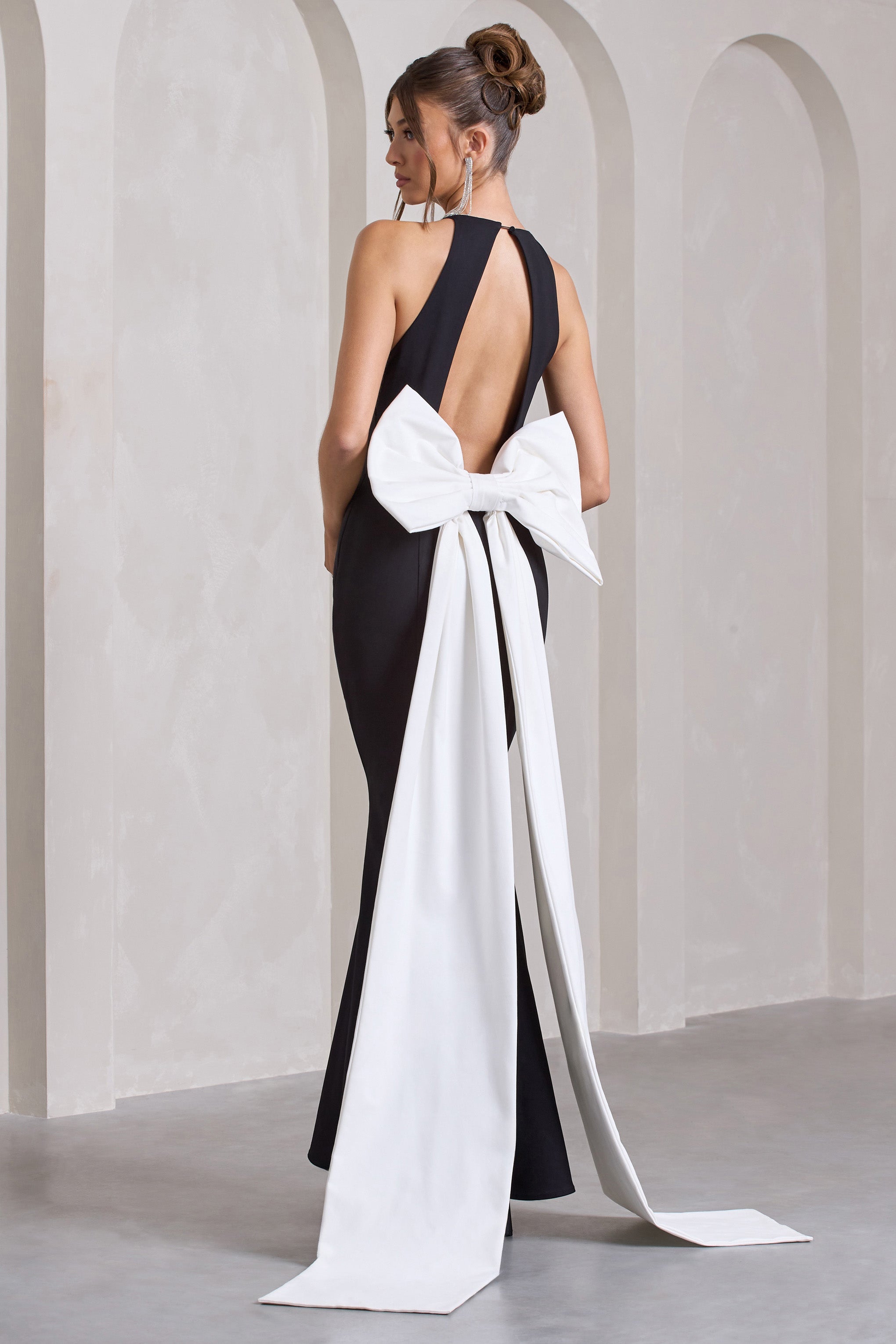 Bestow | Black Open-Back Maxi Dress With Oversized White Bow Bestow | Black Open-Back Maxi Dress With Oversized White Bow