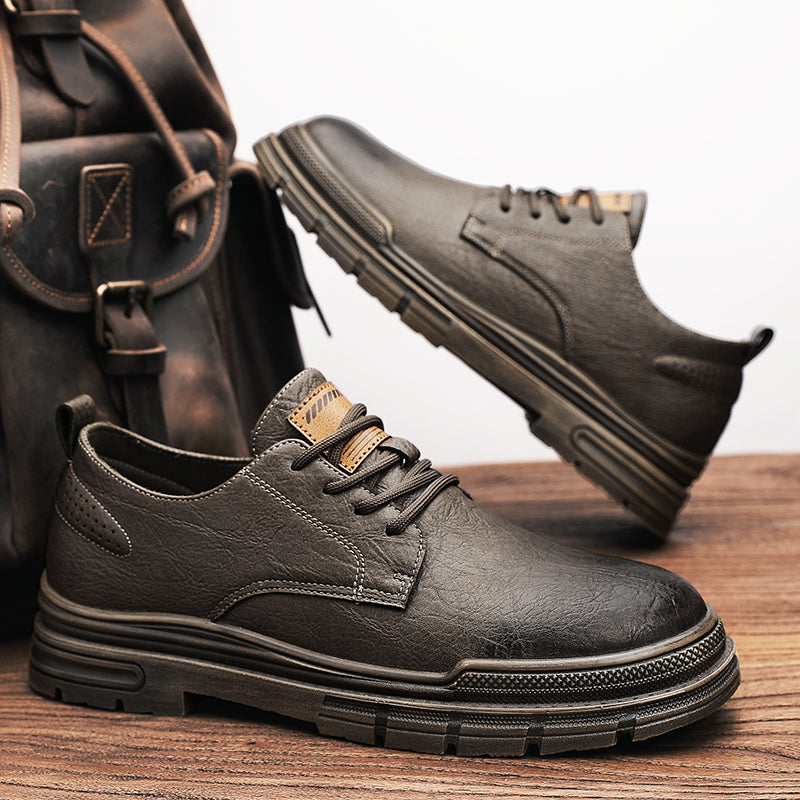 British style low boots for men