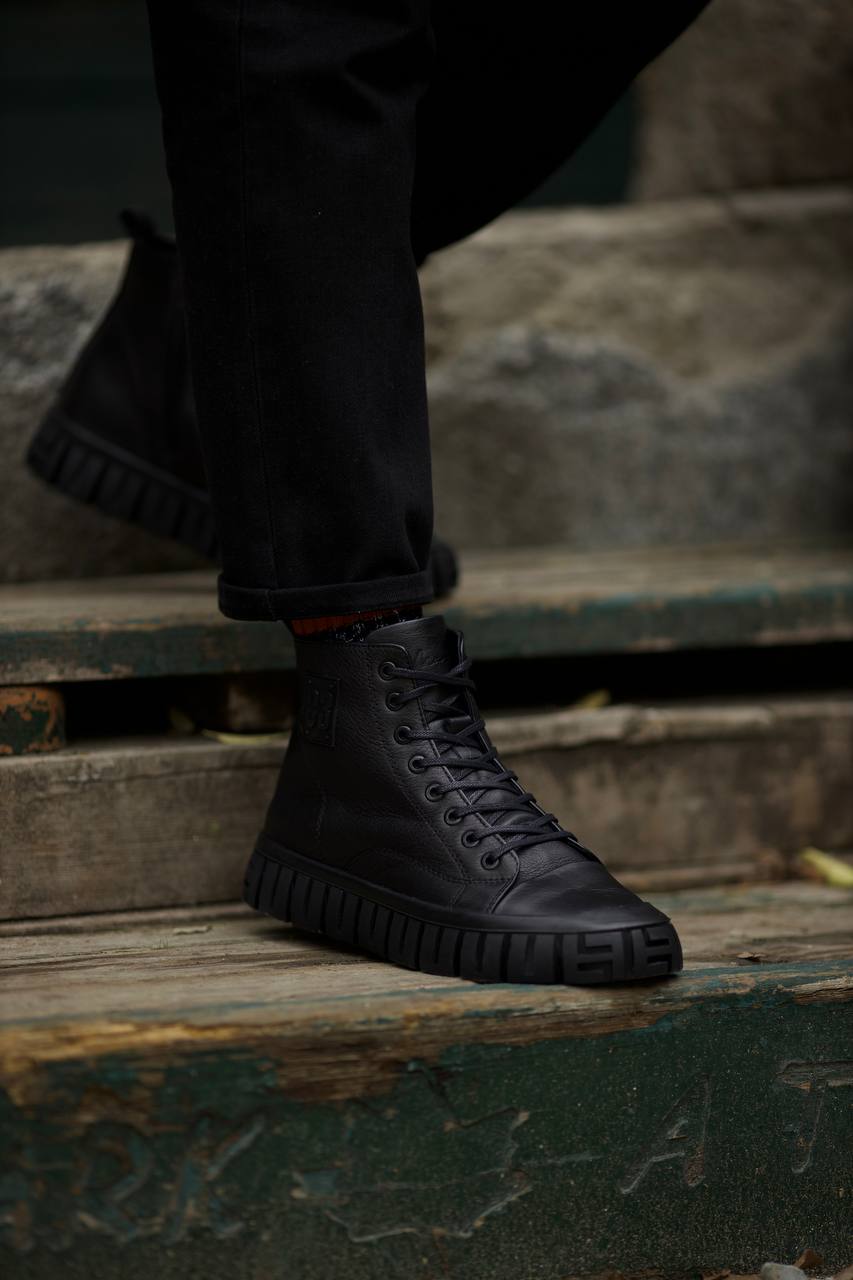 Leather Black Patterned Sole Shoes