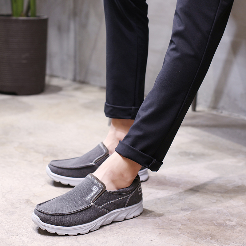 Men's Wide-Fit Comfortable Arch Support Sneakers