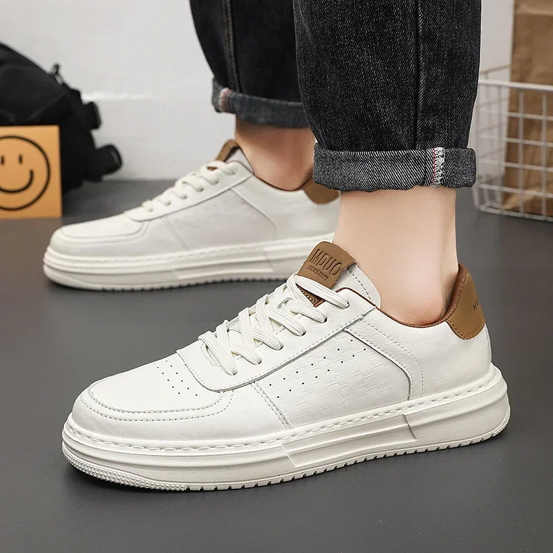 Men Skateboarding Shoes Lightweight Sneakers Casual Shoes Breathable Sports Running Shoes