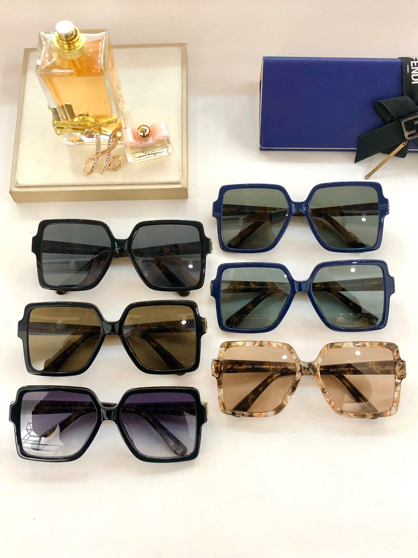 FF0566/S Size ：54-17-140