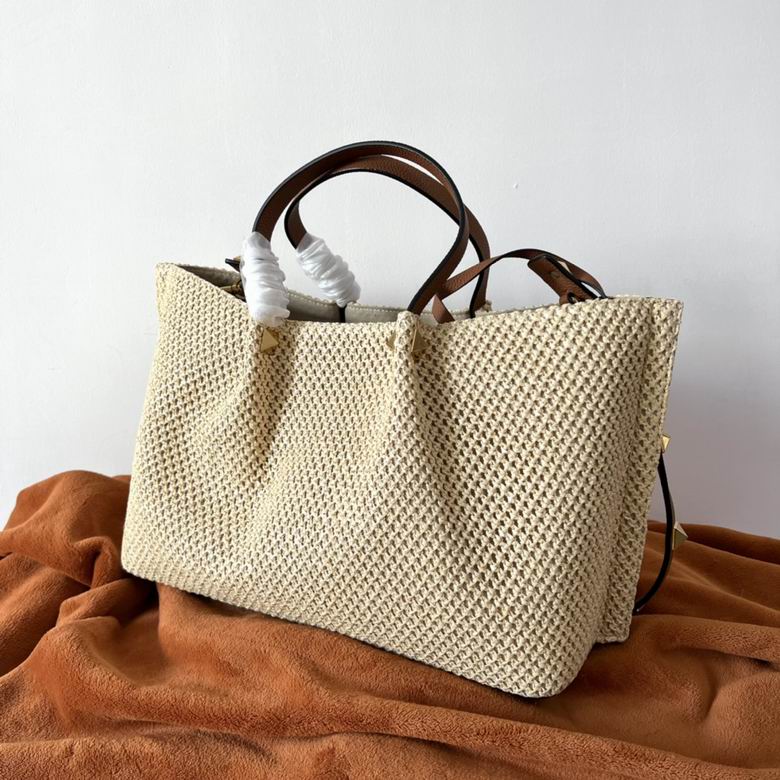 Van women tote bag size: 35X25X17cm