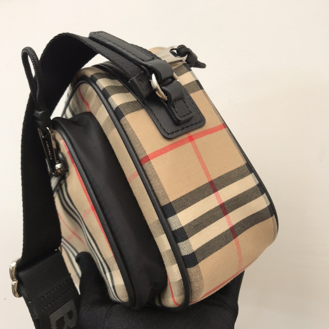 bb Vintage Check And Crossbody Bag For Men, Men's Bags 8.6in/22cm
