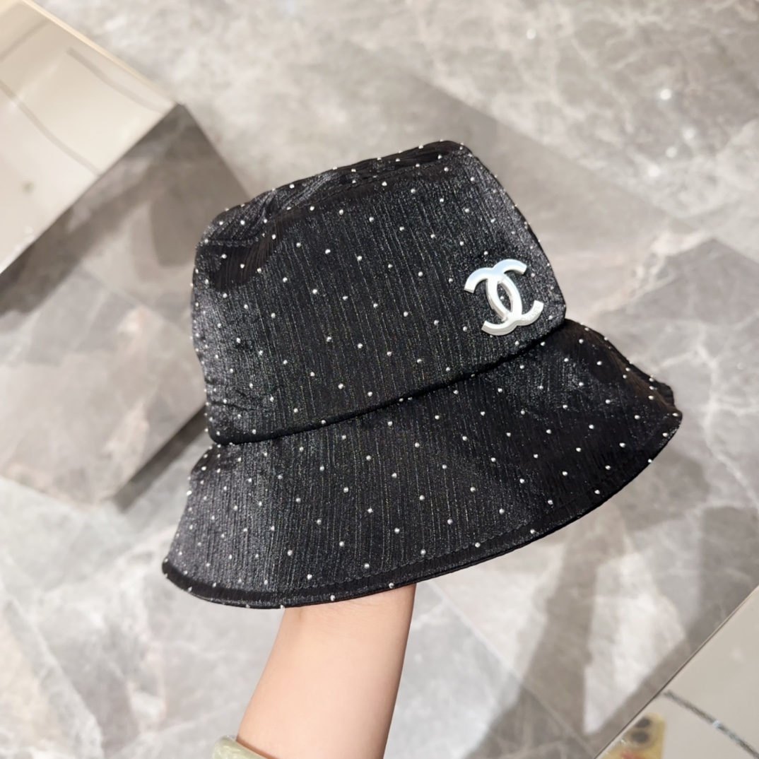 CC Hat 0004