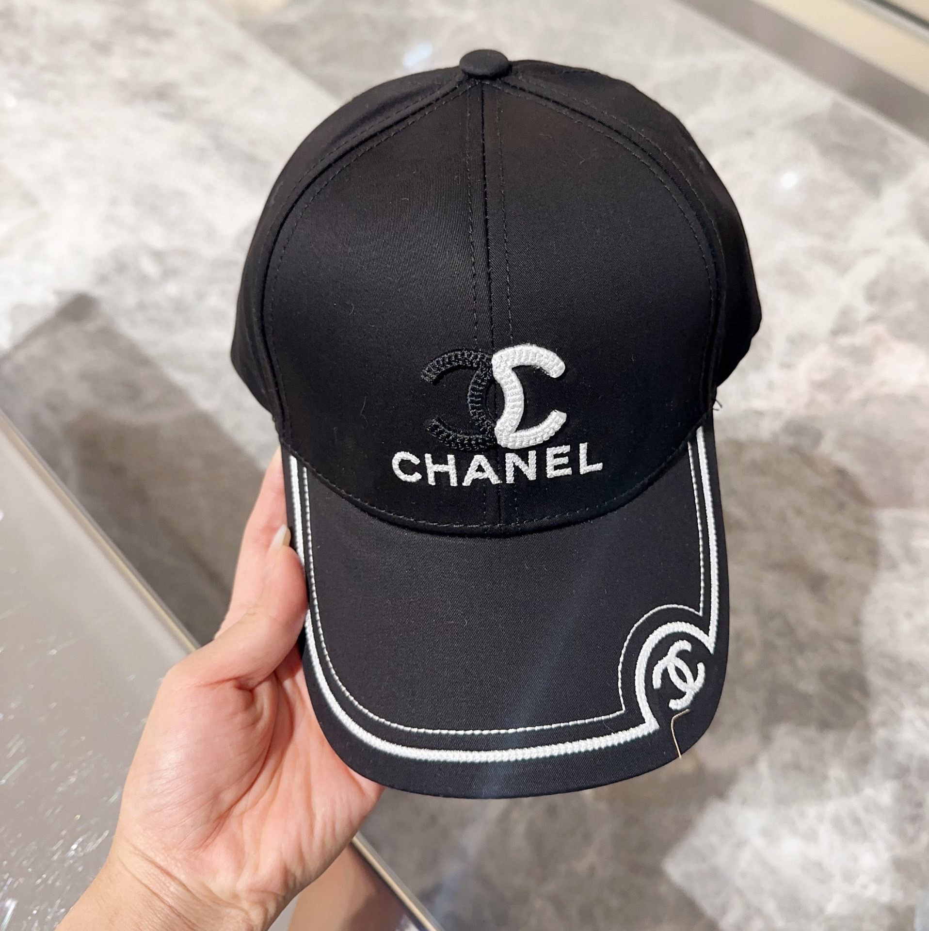 CC Hat 0005