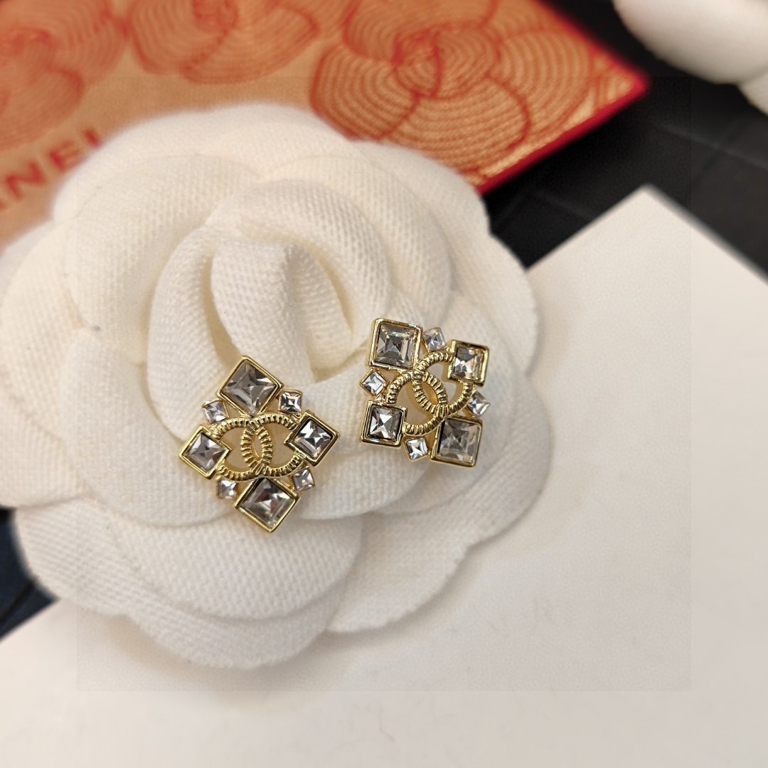 CC Jewelry New 40
