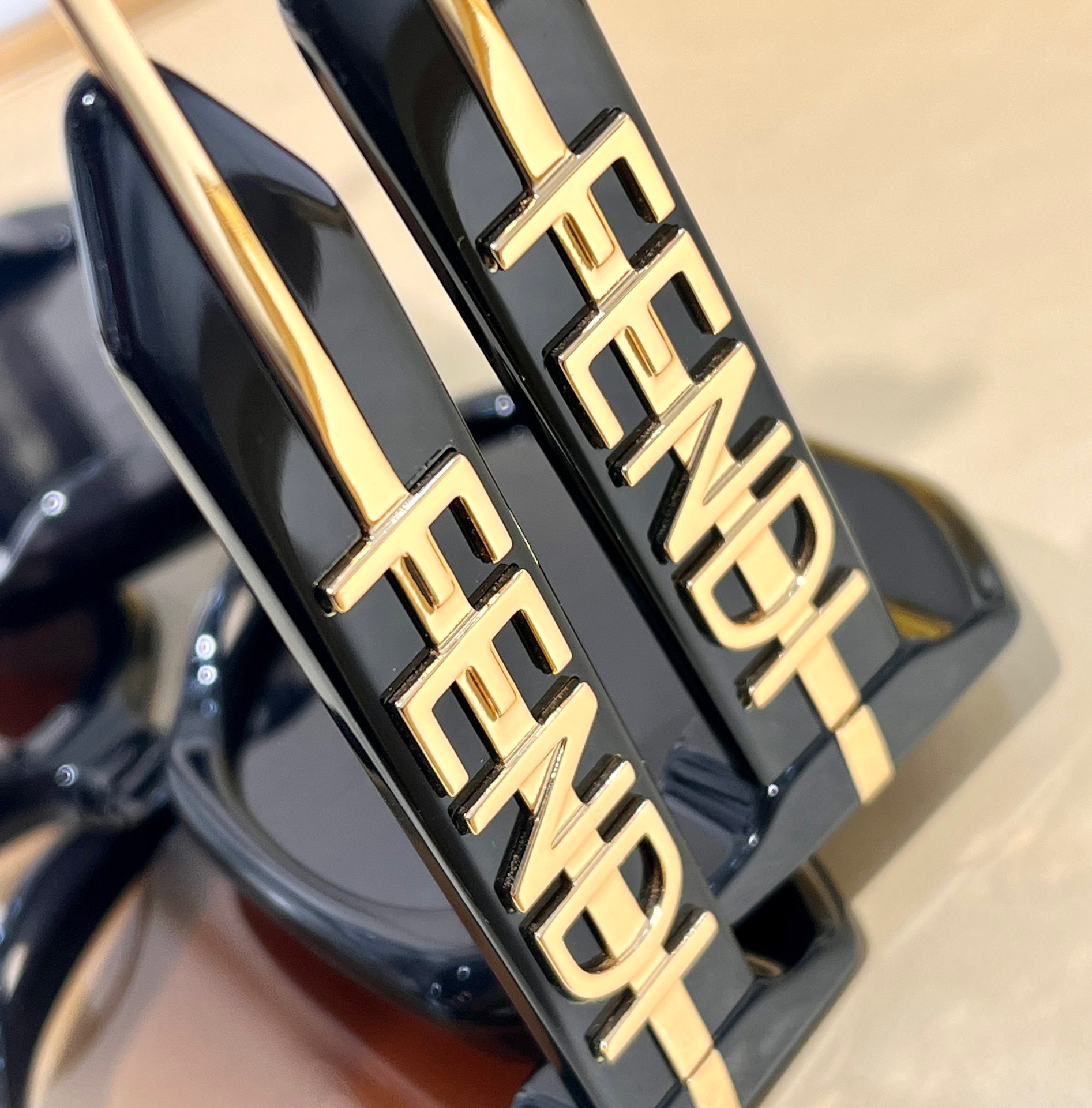 FE40065U SIZE：56-16-140