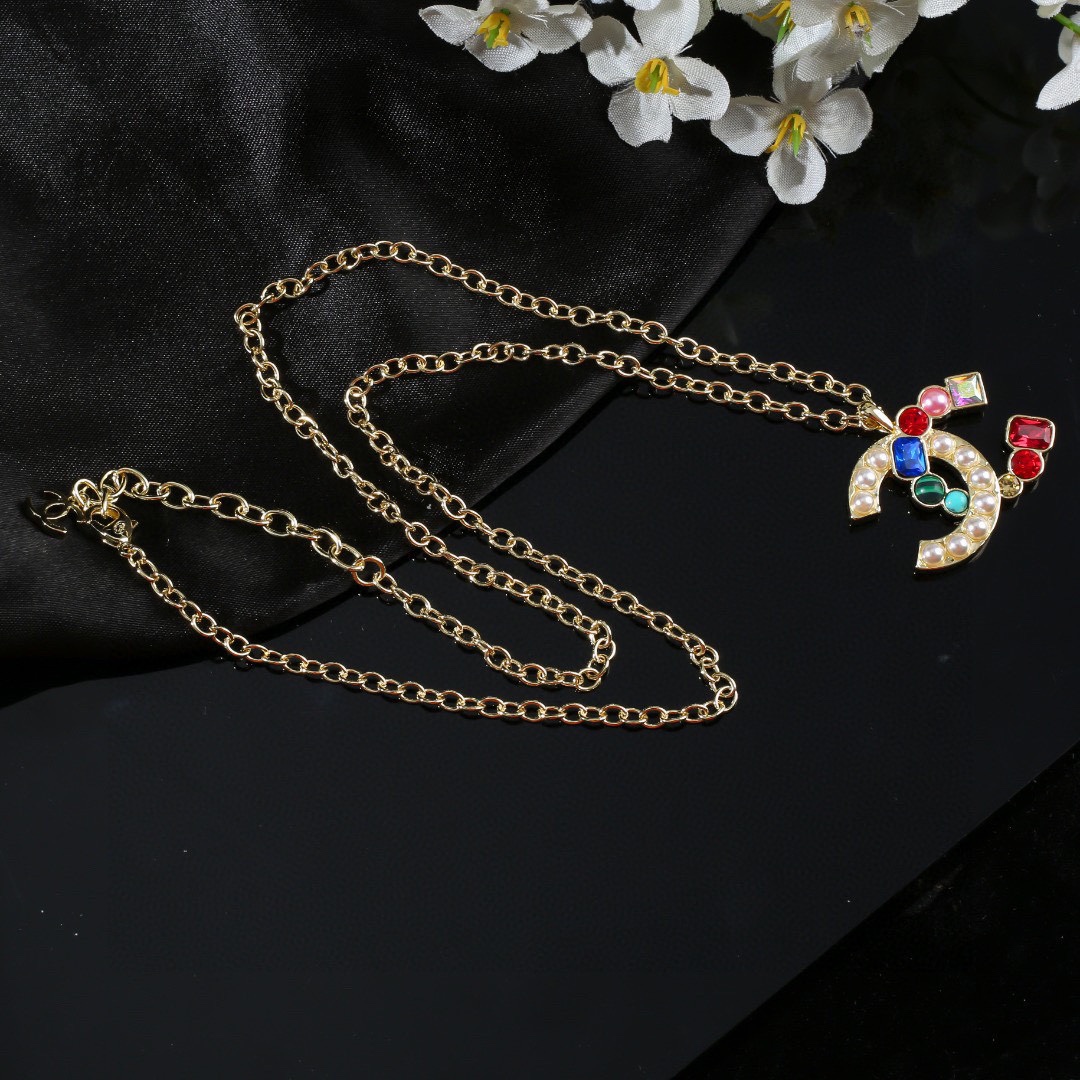 Chanel New Arrival Necklace 004
