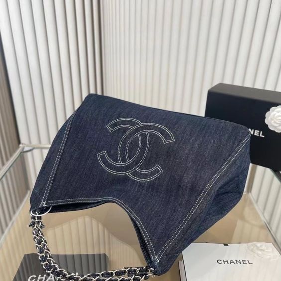 CC DARK BLUE DENIM XL GIANT COCO CABAS TOTE BAG