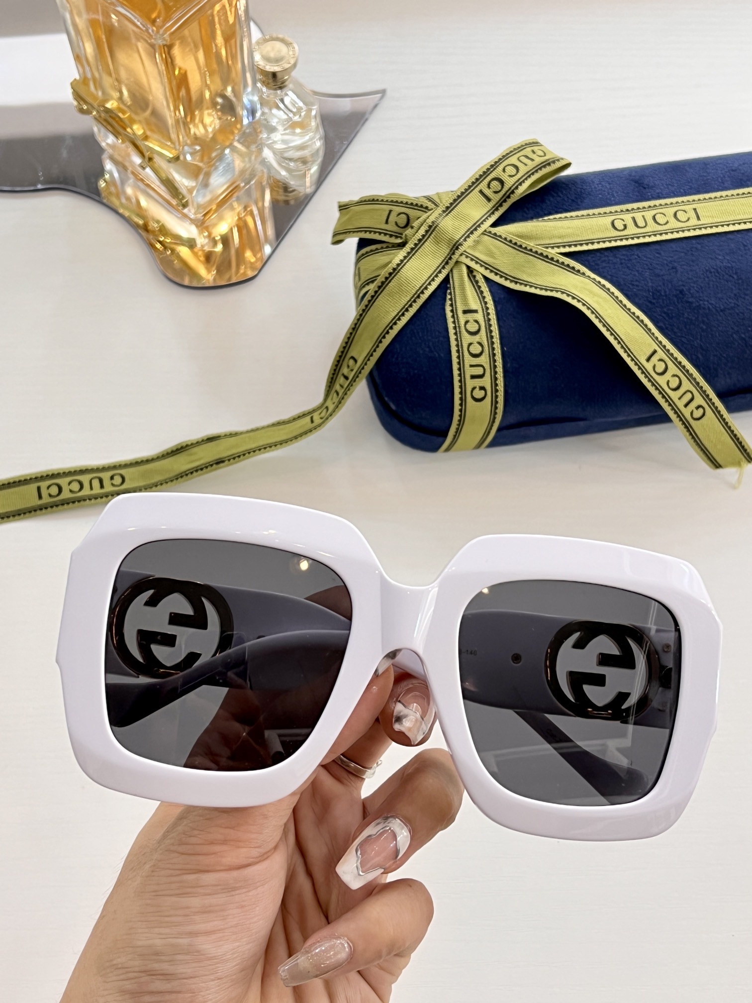 GG1022 size 54-24-145