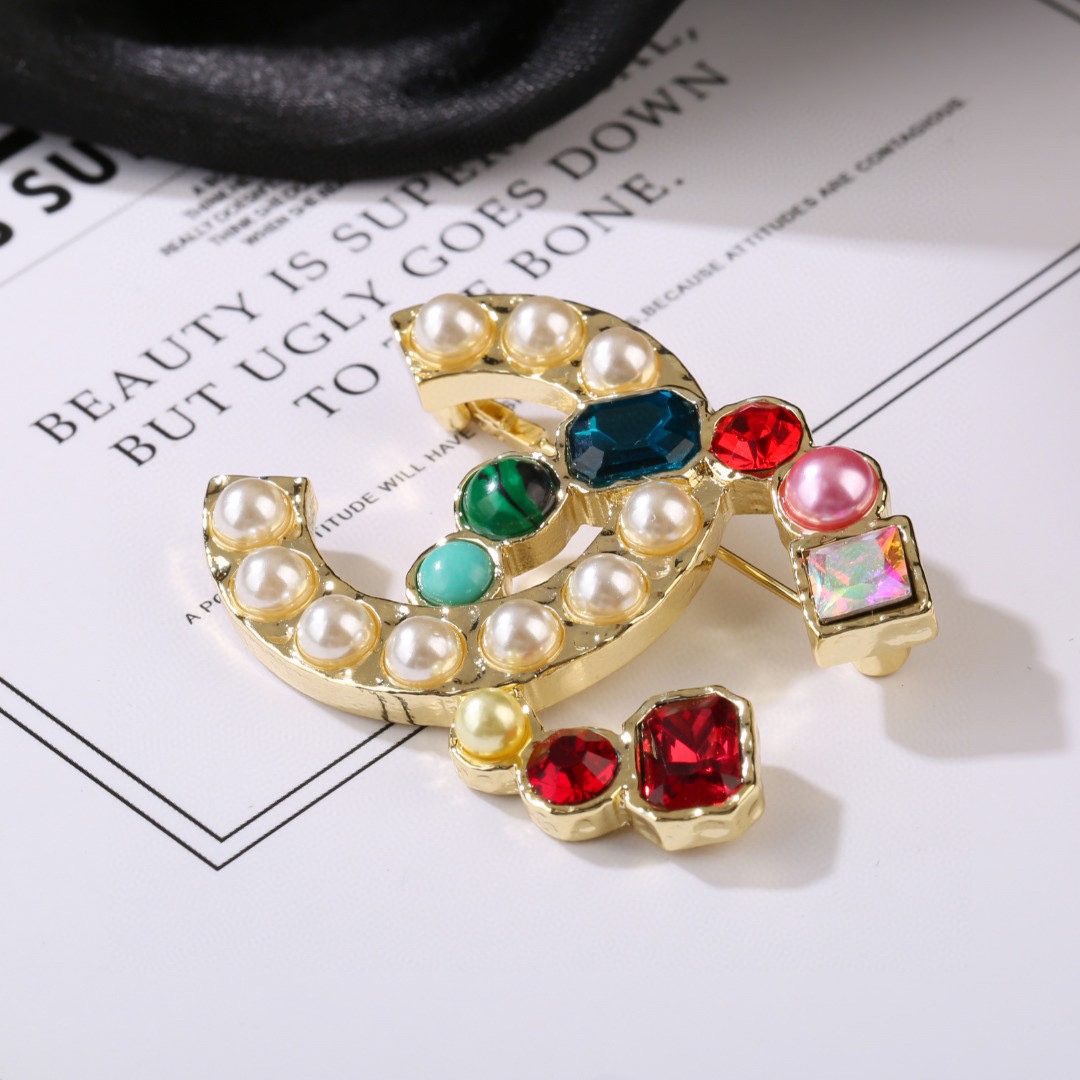 CC new arrival brooch 010