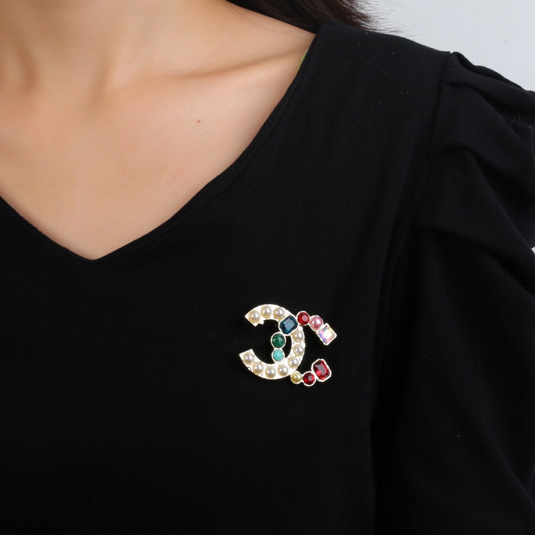 CC new arrival brooch 010