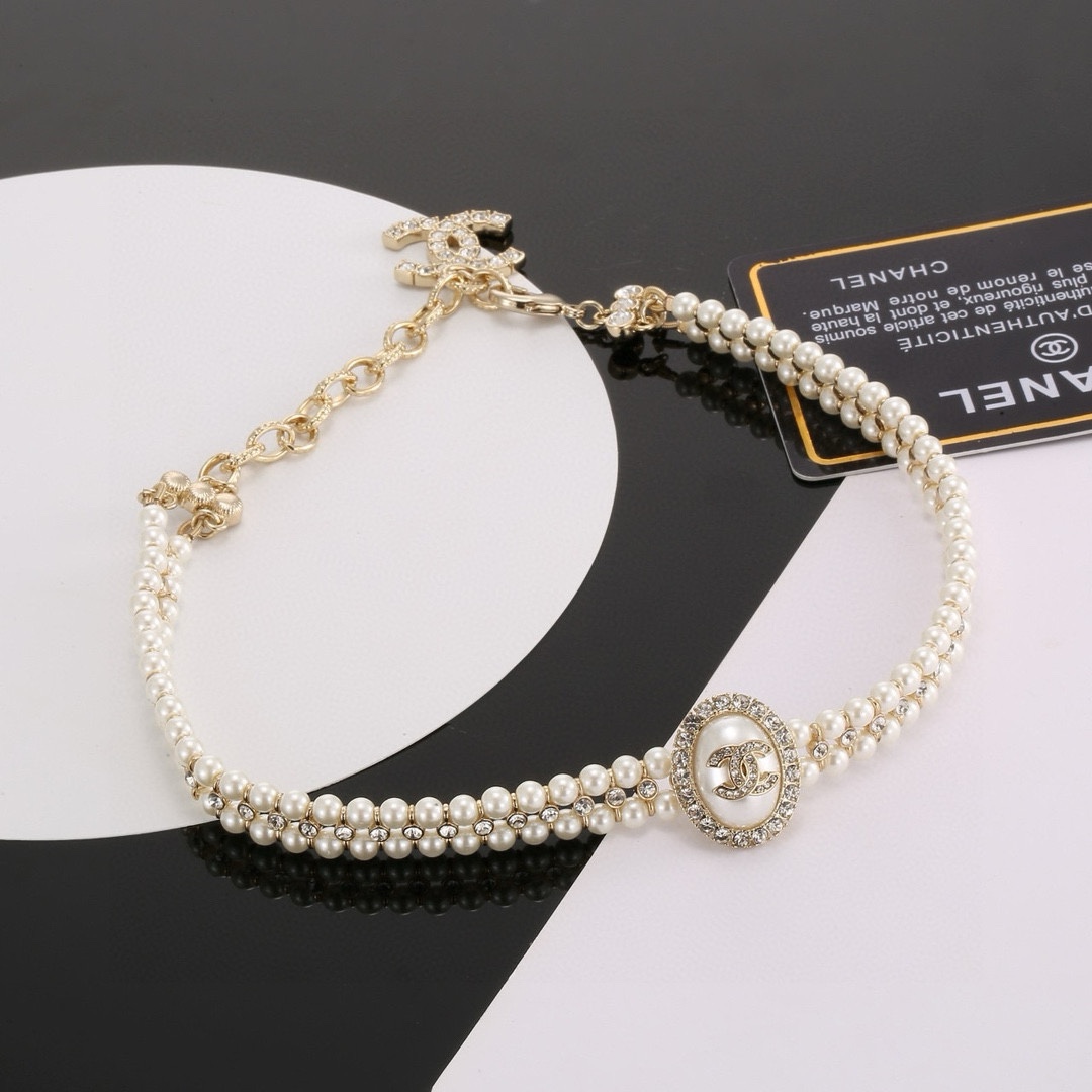 Chanel New Arrival Necklace 005