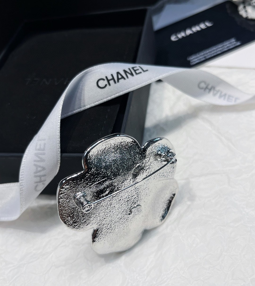 CC new arrival brooch 011